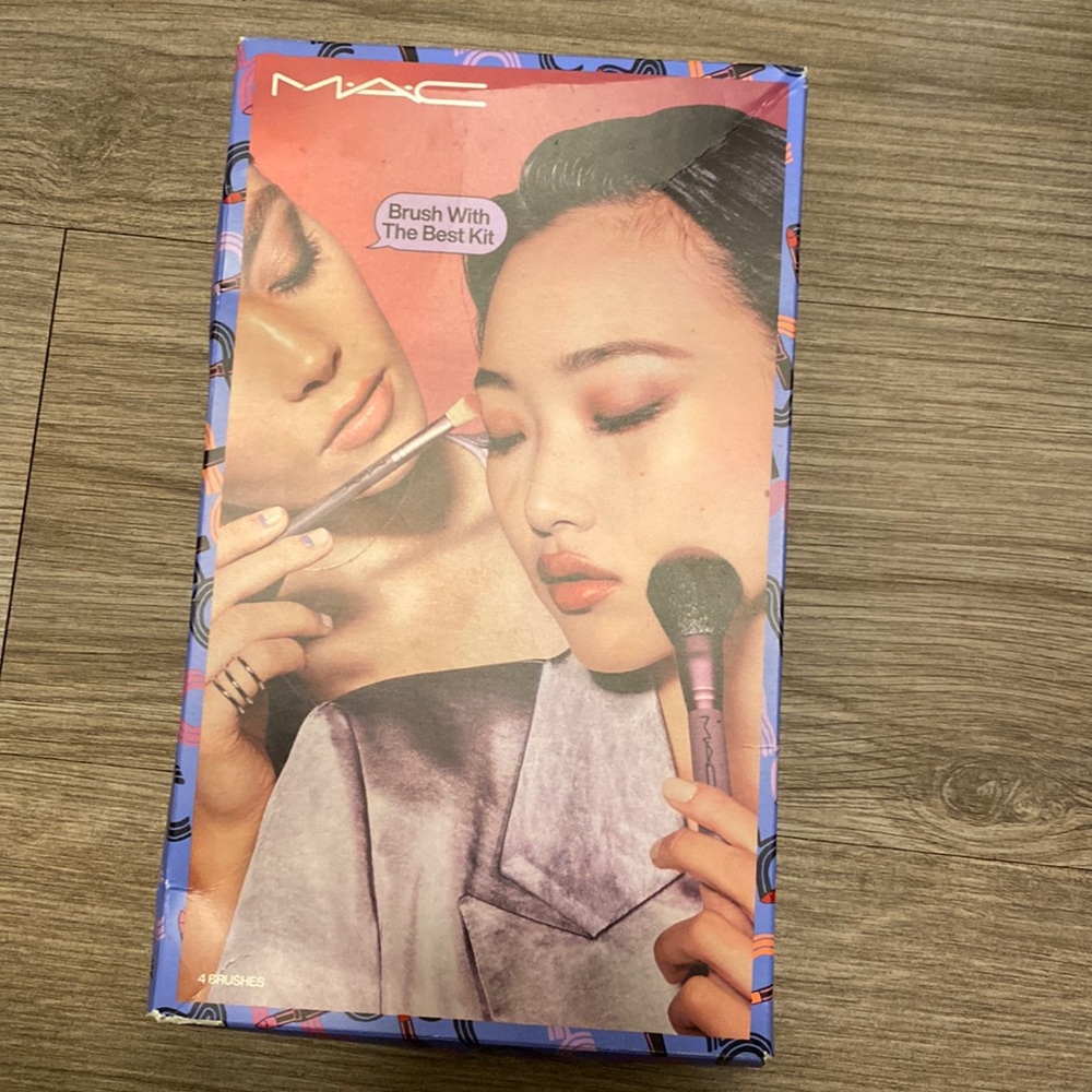 Mac brush kit